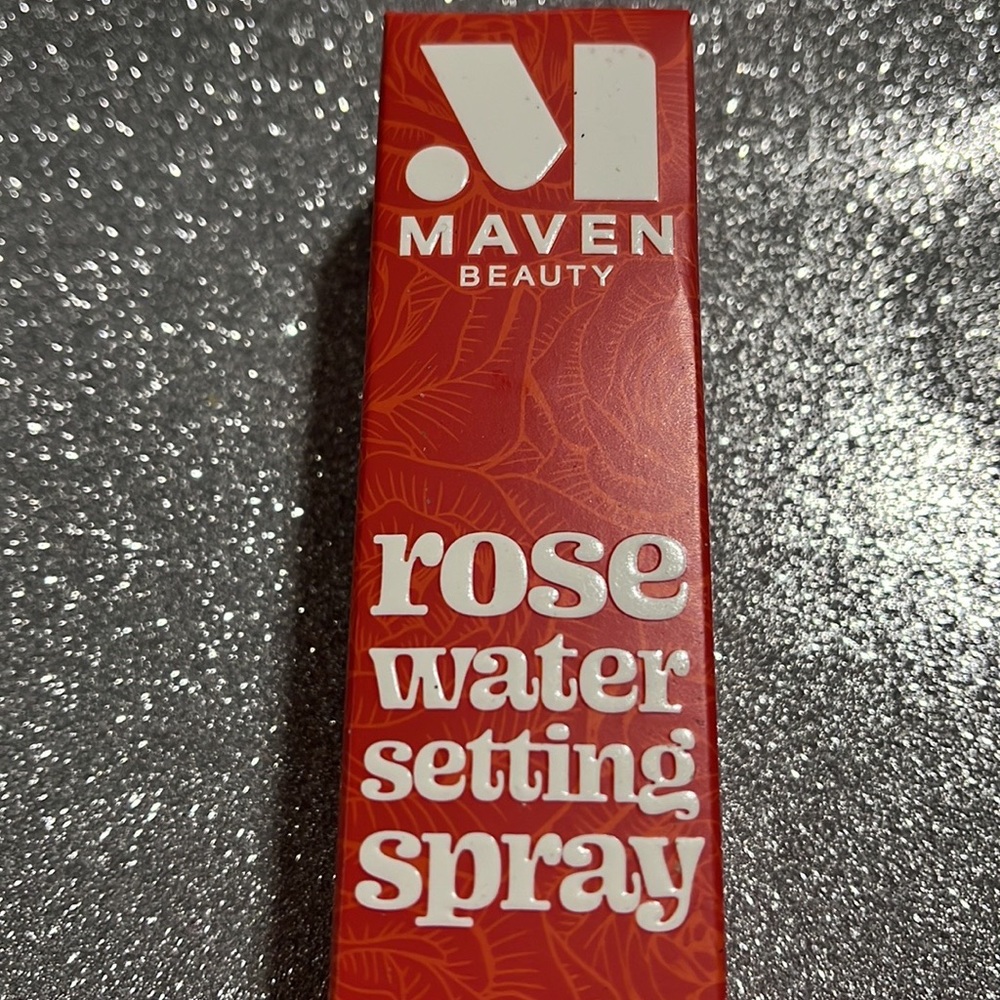 Maven beauty Rose water setting spray